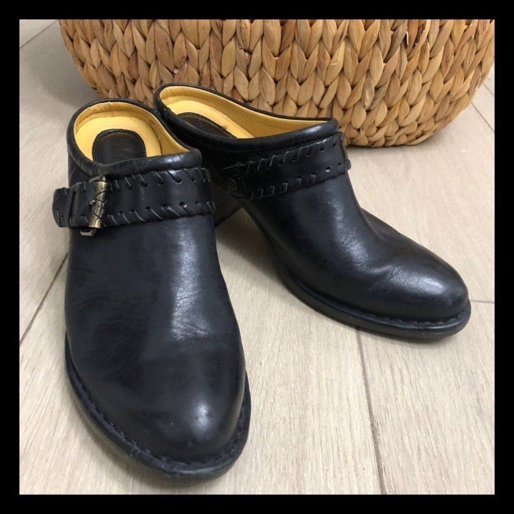 Bussola Woodville Black Leather Clogs Excellent Used Condition SZ 38EU & 7.5 US